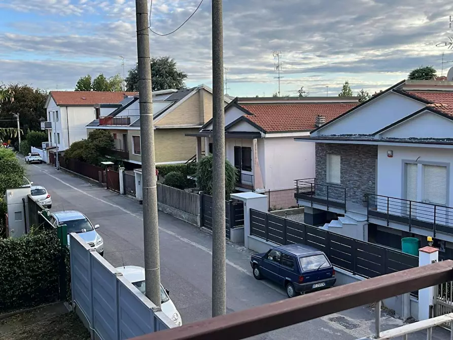 Immagine 9 di Camera in affitto  in Via Monte Sabotino a Senago