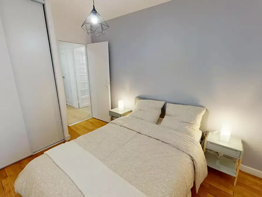 Immagine 1 di Camera in affitto  in Rue Barral de Montferrat a Grenoble
