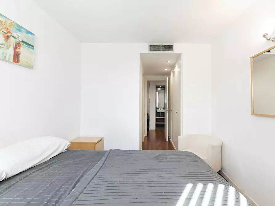 Immagine 8 di Appartamento in affitto  in Carrer del Doctor Aiguader a Barcelona
