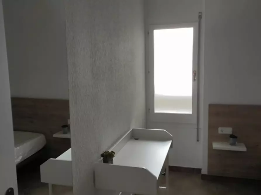 Immagine 5 di Camera in affitto  in Carrer dels Alts Forns a Barcelona