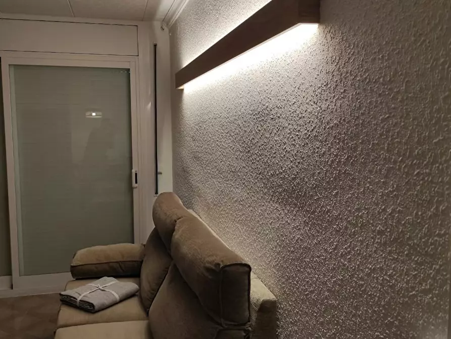 Immagine 9 di Camera in affitto  in Carrer dels Alts Forns a Barcelona