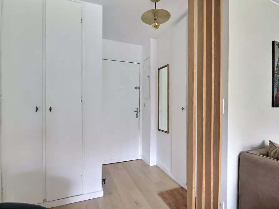 Immagine 3 di Appartamento in affitto  in Rue Vauvenargues a Paris 18