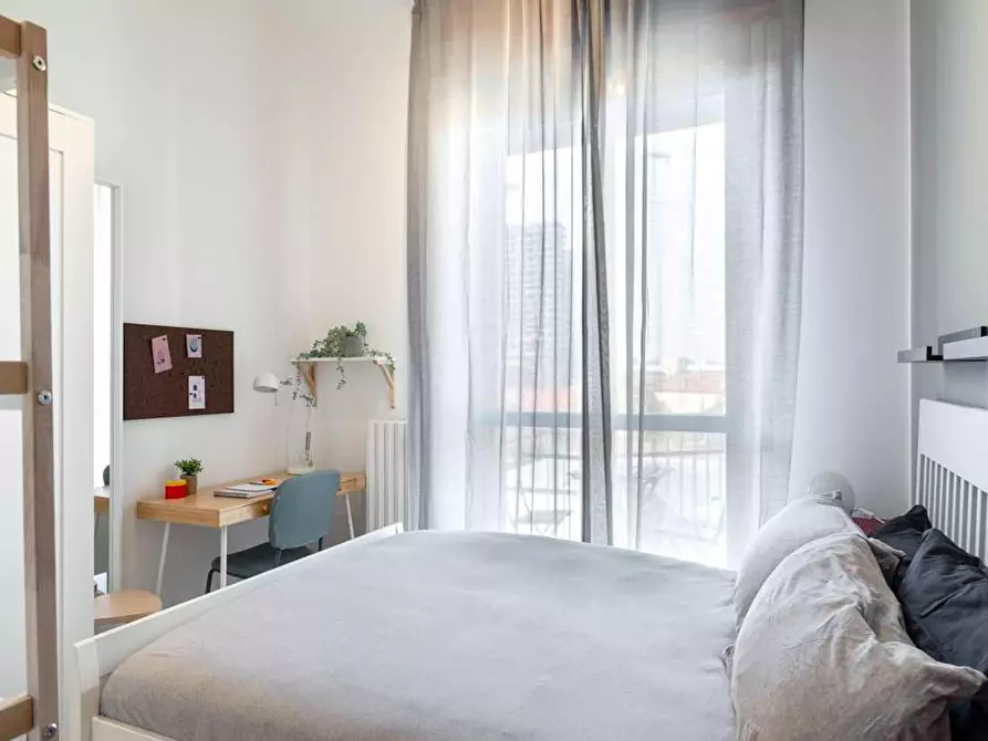 Immagine 2 di Camera in affitto  in Via Gian Rinaldo Carli a Milano