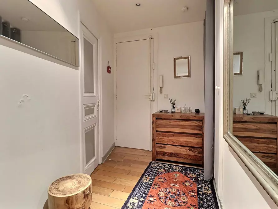 Immagine 1 di Appartamento in affitto  in Rue des Huissiers a Neuilly-sur-Seine