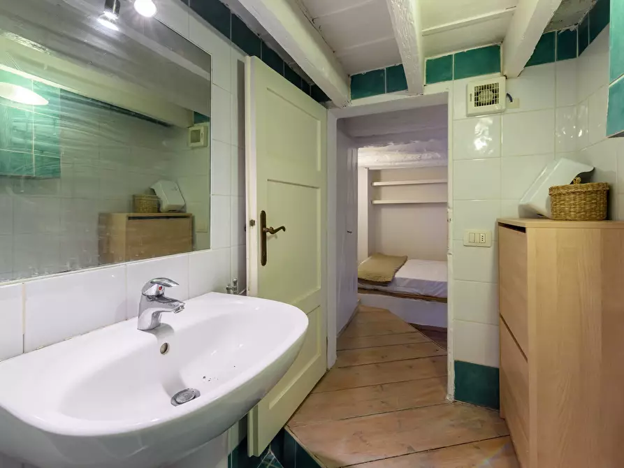 Immagine 7 di Appartamento in affitto  in Via Montebello a Firenze