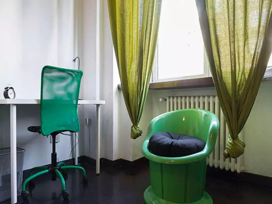 Immagine 6 di Camera in affitto  in Viale Evaristo Stefini a Milano