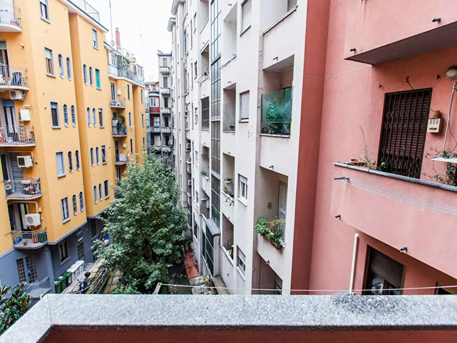 Immagine 2 di Camera in affitto  in Via Col Moschin a Milano