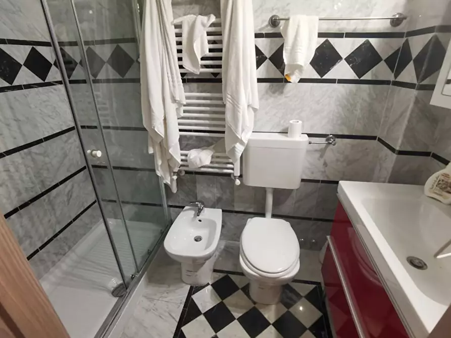 Immagine 10 di Appartamento in affitto  in Via San Zanobi a Firenze