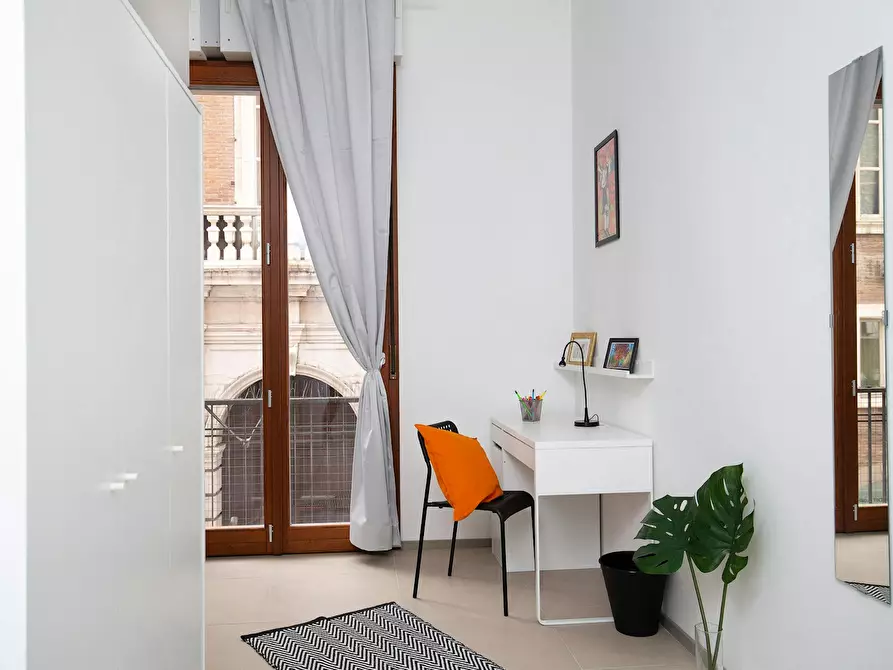 Immagine 3 di Camera in affitto  in Vicolo Gioia a Rimini