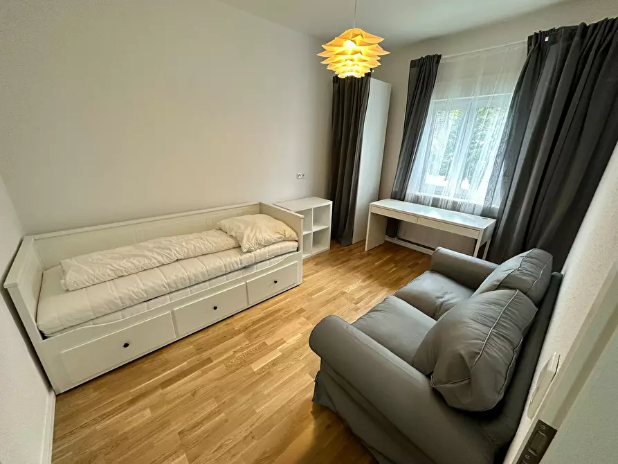 Immagine 7 di Camera in affitto  in Langobardenweg a Frankfurt am Main