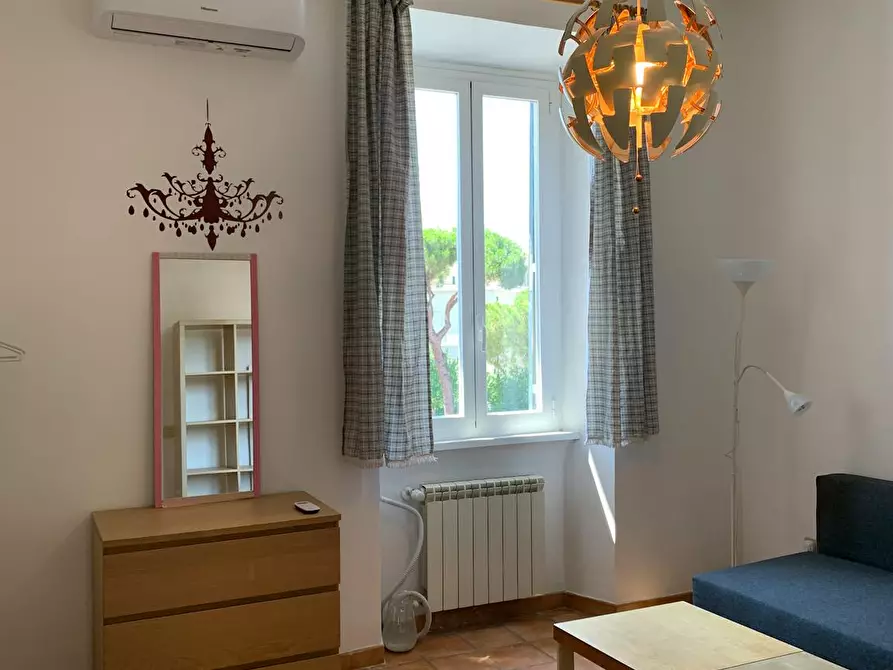 Immagine 8 di Appartamento in affitto  in Via Francesco Caracciolo a Roma