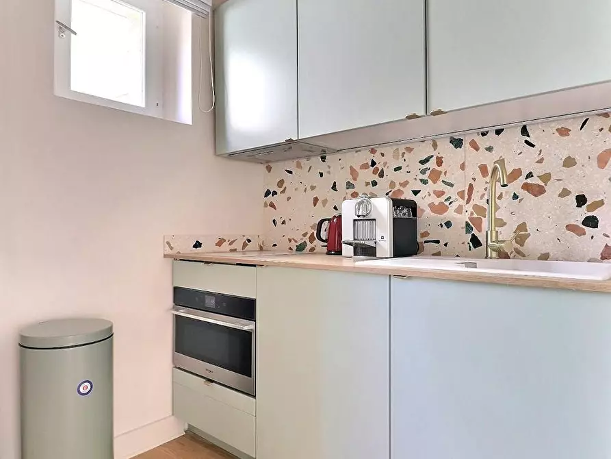 Immagine 7 di Appartamento in affitto  in Rue Saint-Honoré a Paris