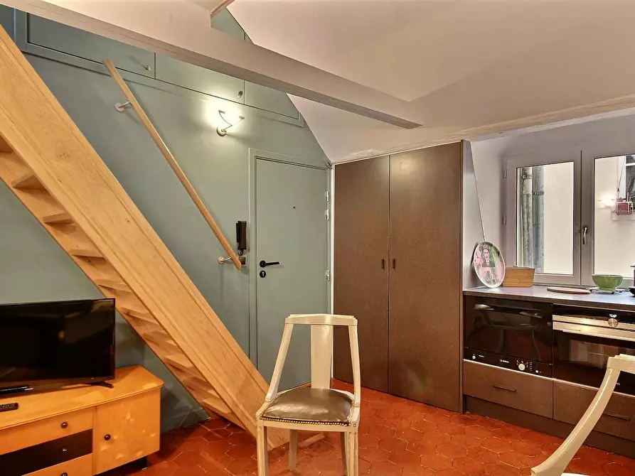 Immagine 4 di Appartamento in affitto  in Rue Guisarde a Paris 06