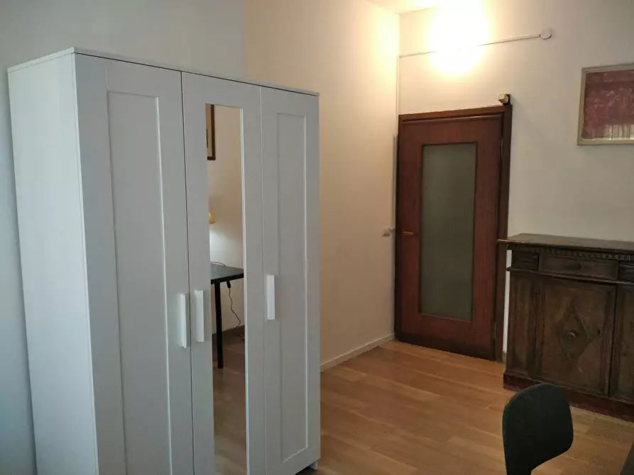 Immagine 4 di Camera in affitto  in Via Ercolano a Milano