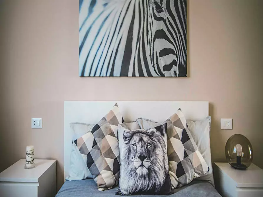 Immagine 6 di Camera in affitto  in Via Spalato a Milano