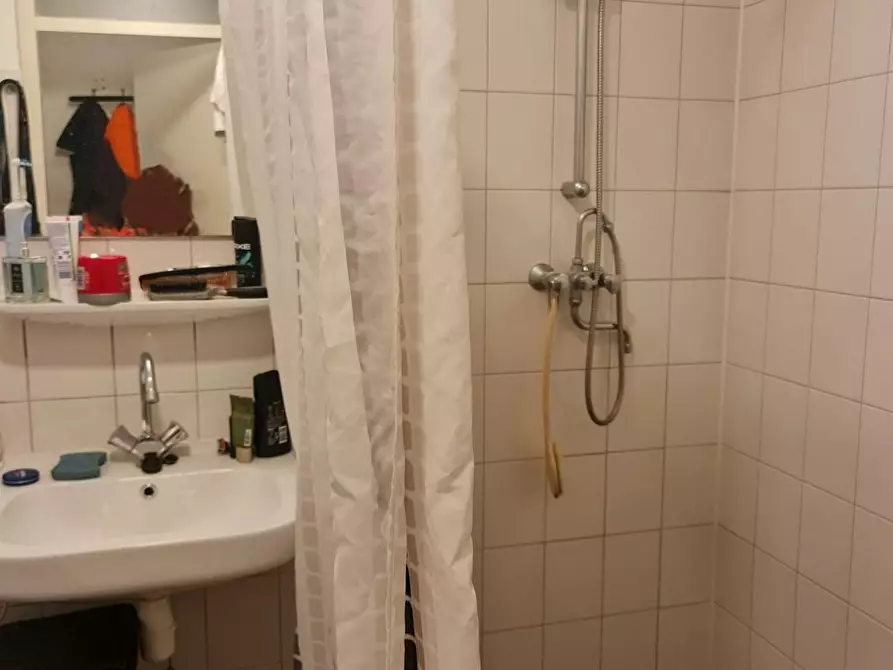 Immagine 4 di Camera in affitto  in Hooglandstraat a Rotterdam