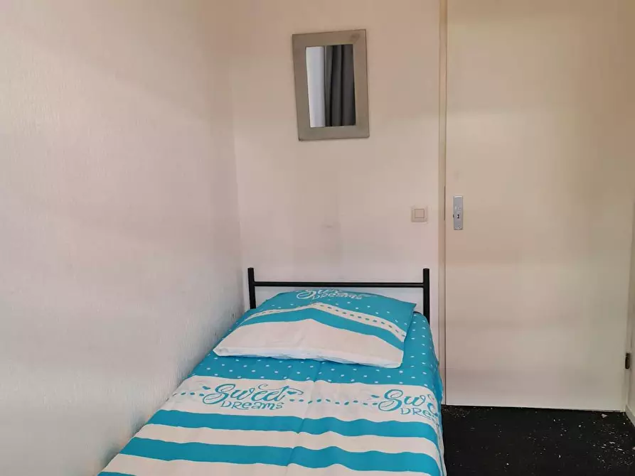 Immagine 3 di Camera in affitto  in Hooglandstraat a Rotterdam