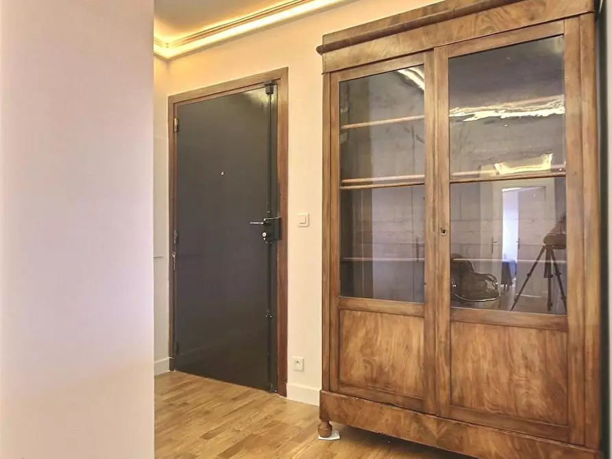 Immagine 3 di Appartamento in affitto  in Rue Bayen a Paris 17