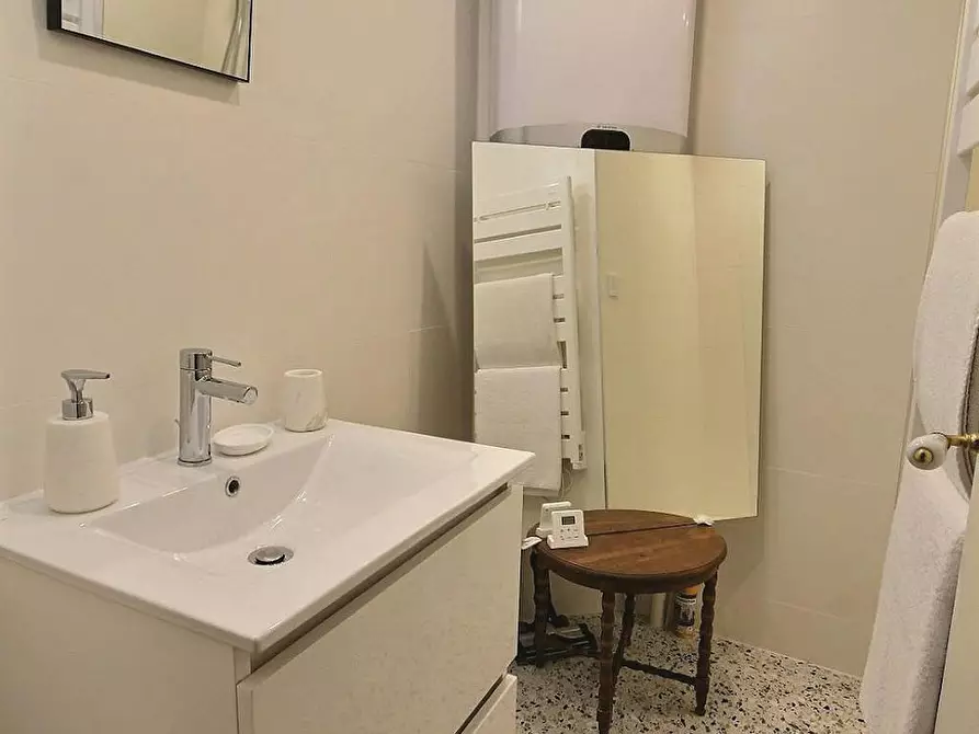 Immagine 5 di Appartamento in affitto  in Rue Pierre Lescot a Paris