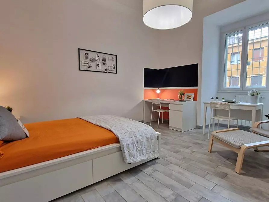 Immagine 5 di Camera in affitto  in Via Ostiense a Roma