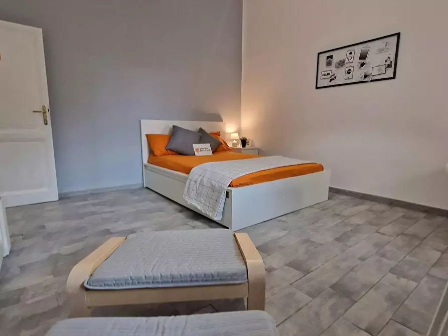 Immagine 2 di Camera in affitto  in Via Ostiense a Roma