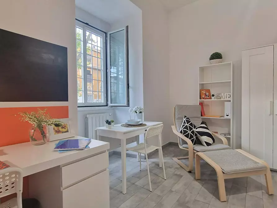 Immagine 8 di Camera in affitto  in Via Ostiense a Roma