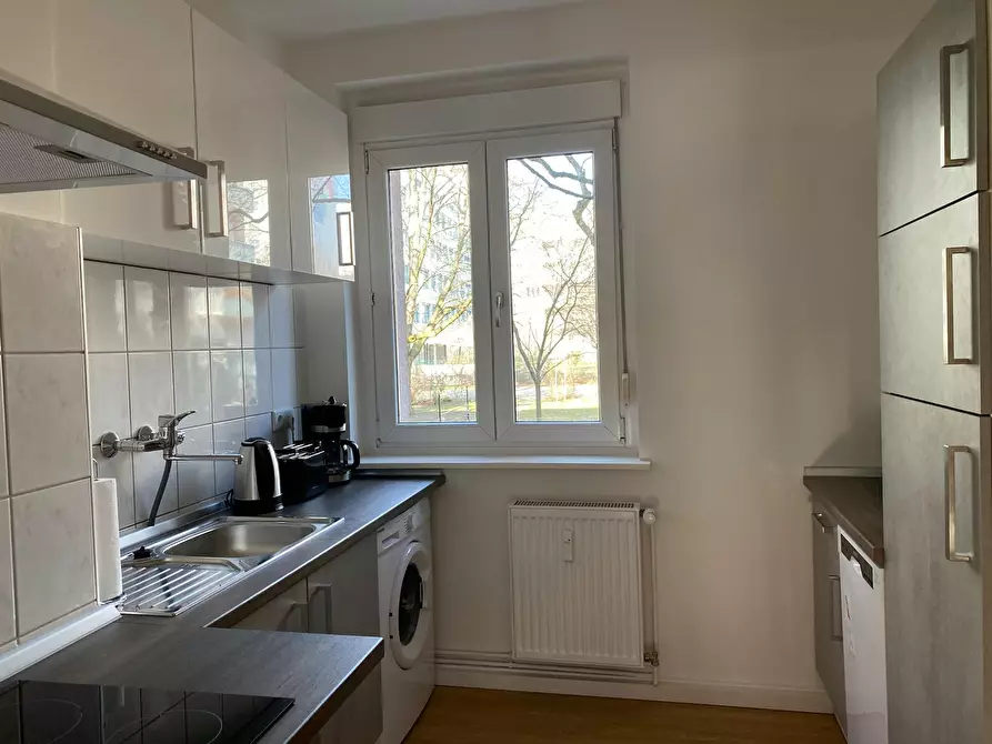 Immagine 7 di Appartamento in affitto  in Josef-Orlopp-Straße a Berlin