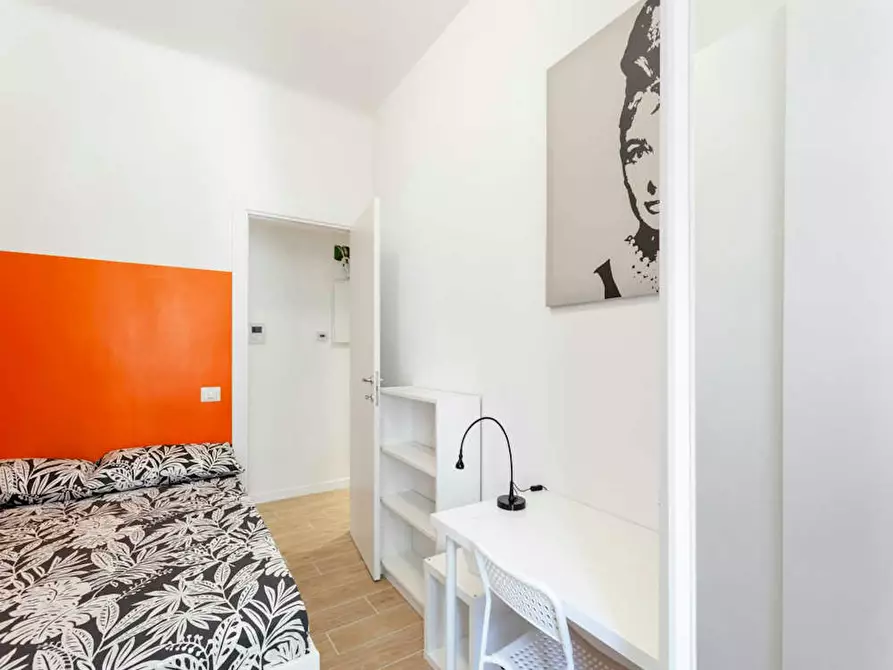 Immagine 8 di Camera in affitto  in Via Pantigliate a Milano