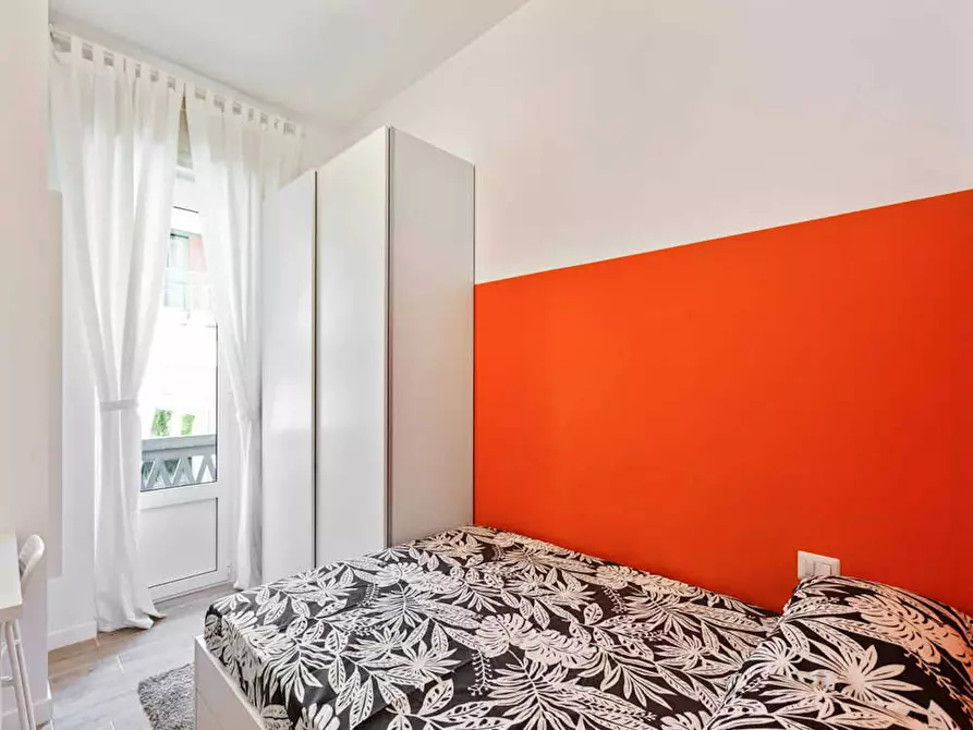 Immagine 4 di Camera in affitto  in Via Pantigliate a Milano