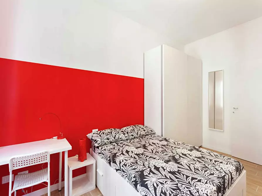 Immagine 3 di Camera in affitto  in Via Pantigliate a Milano