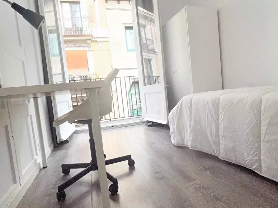 Immagine 5 di Camera in affitto  in Carrer la Rambla a Barcelona