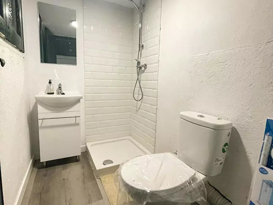Immagine 10 di Camera in affitto  in Carrer de Muntaner a Barcelona