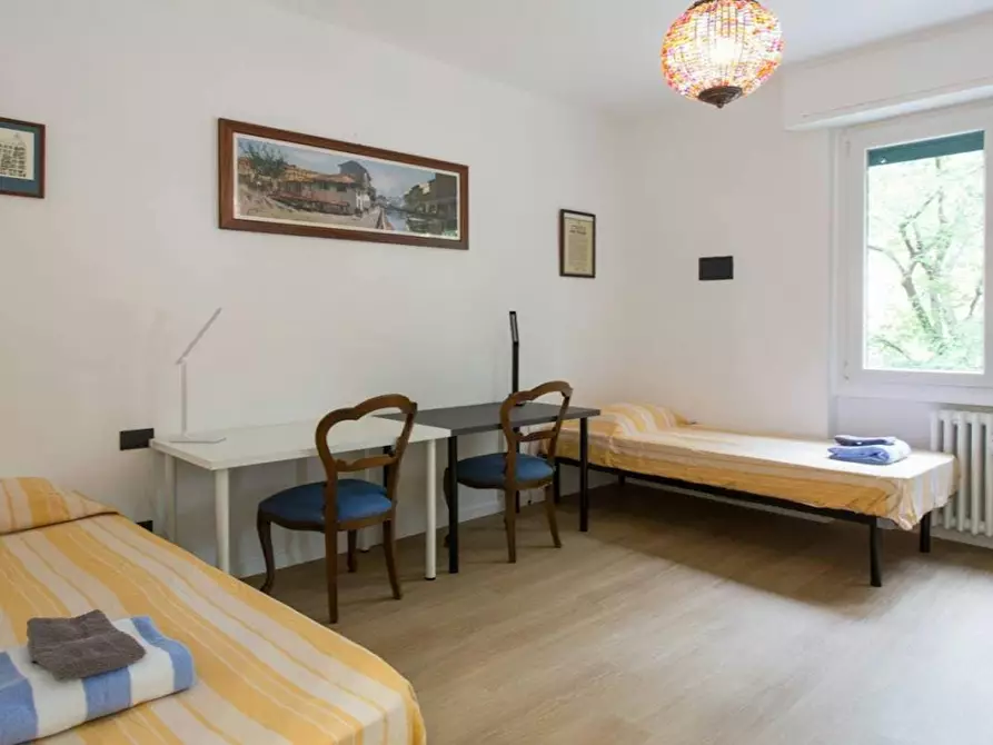 Immagine 1 di Appartamento in affitto  in Via Lorenteggio a Milano