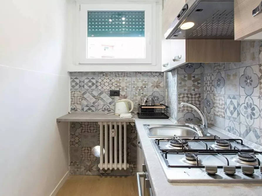 Immagine 4 di Appartamento in affitto  in Via Lorenteggio a Milano