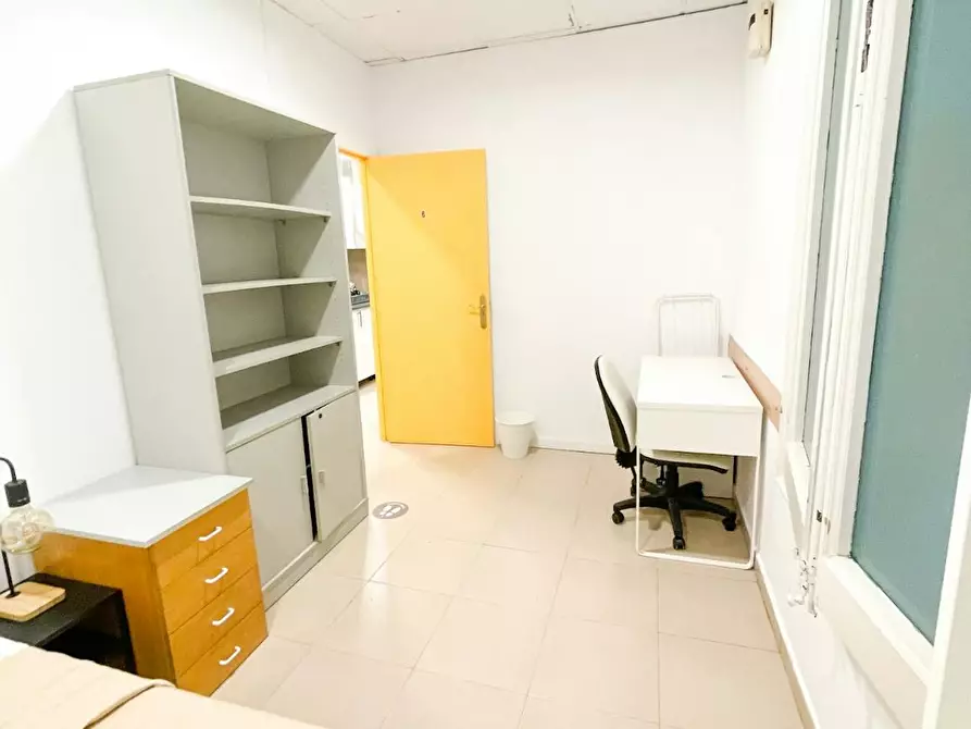 Immagine 7 di Camera in affitto  in Via Laietana a Barcelona