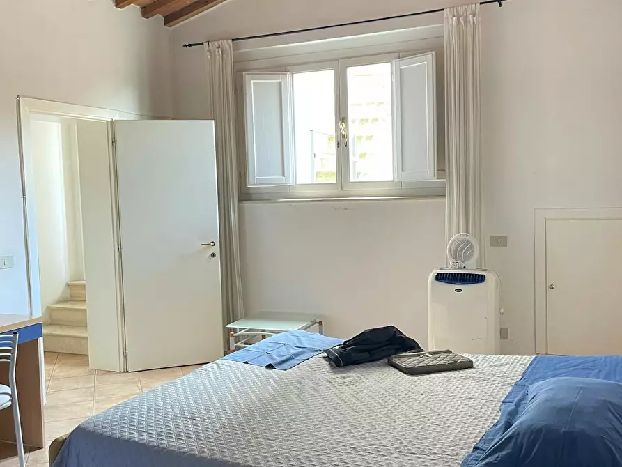 Immagine 8 di Appartamento in affitto  in Via Camollia a Siena