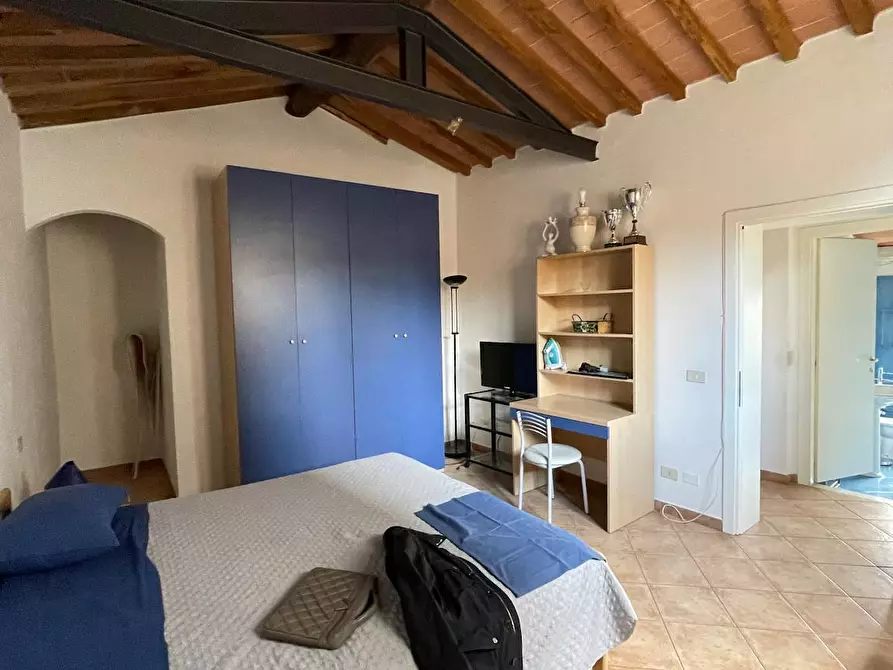 Immagine 9 di Appartamento in affitto  in Via Camollia a Siena