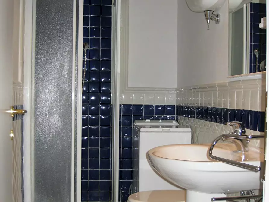 Immagine 3 di Appartamento in affitto  in Via Camollia a Siena