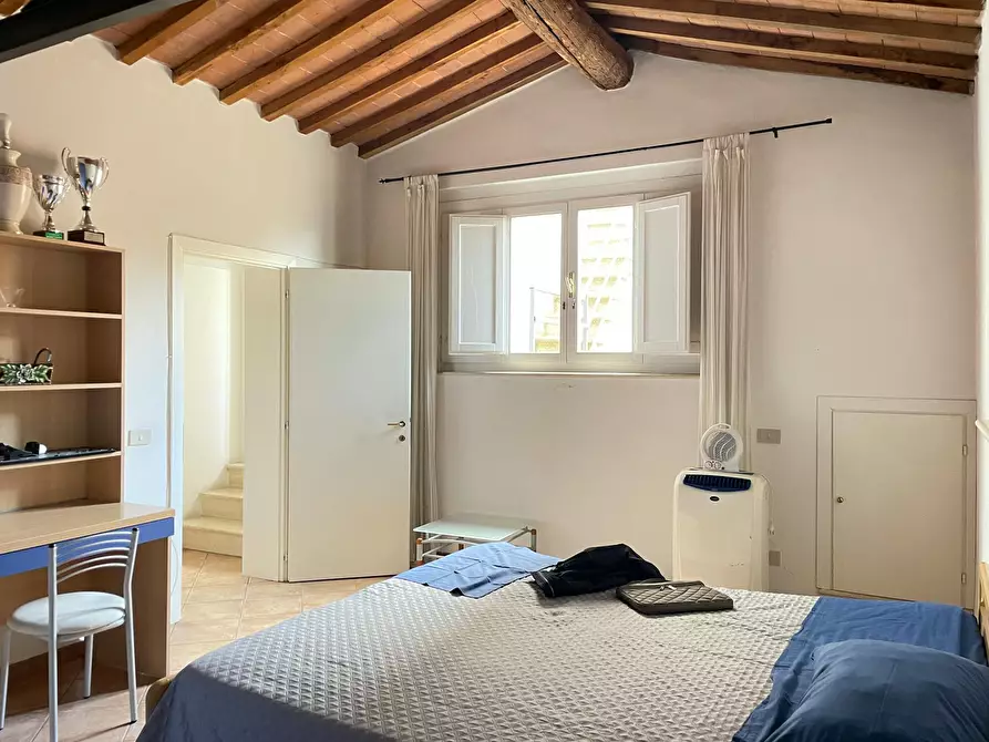 Immagine 7 di Appartamento in affitto  in Via Camollia a Siena