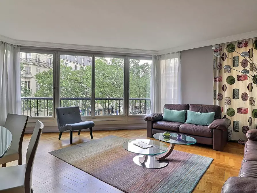 Immagine 10 di Appartamento in affitto  in Boulevard Saint-Germain a Paris 07