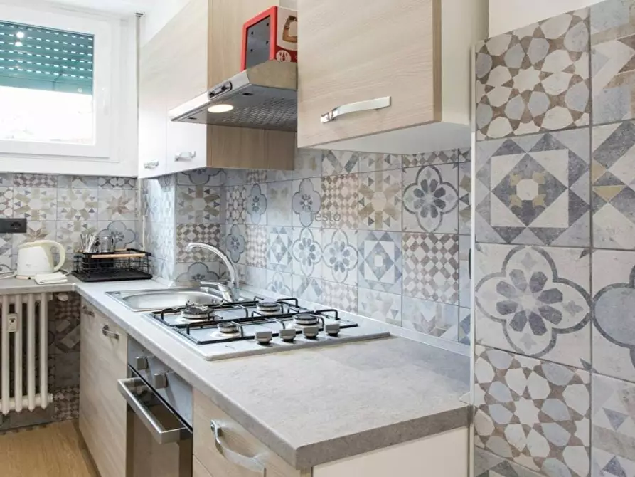 Immagine 5 di Camera condivisa in affitto  in Via Lorenteggio a Milano