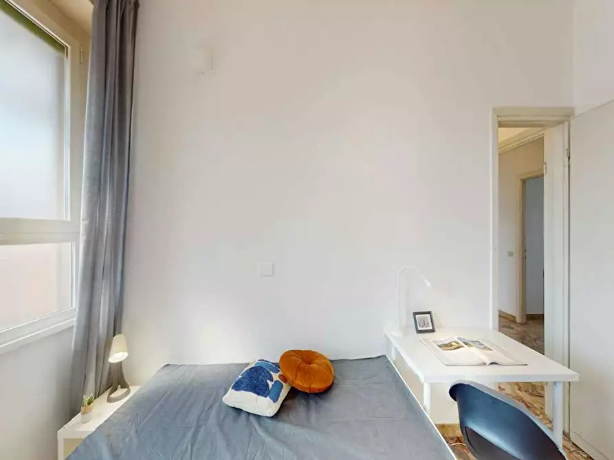 Immagine 1 di Camera in affitto  in Viale Molise a Milano