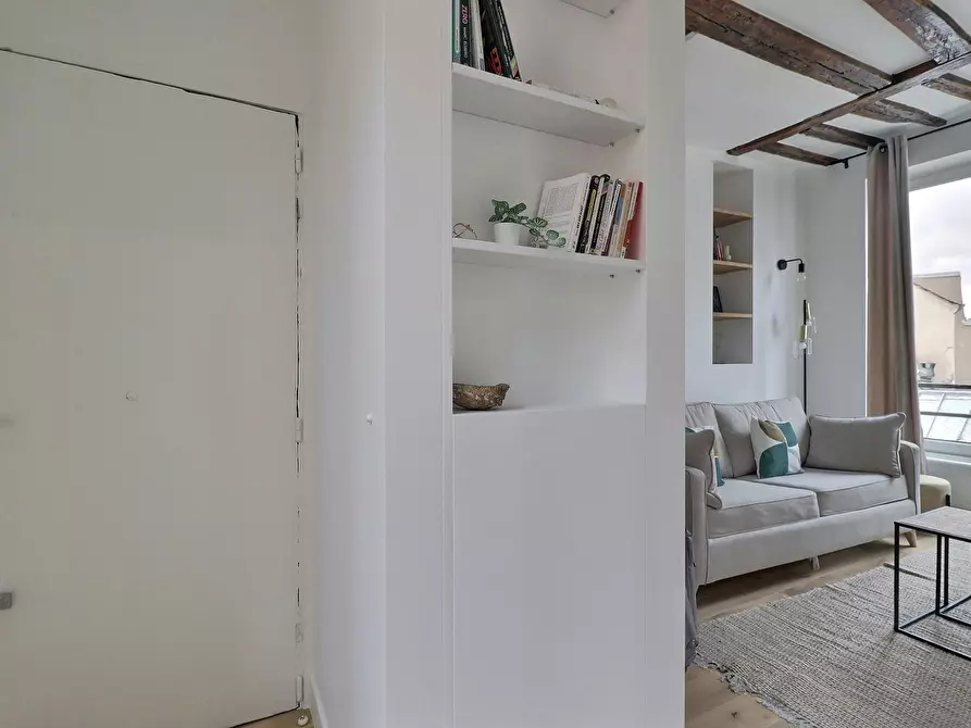 Immagine 3 di Appartamento in affitto  in Rue de Poitou a Paris 03