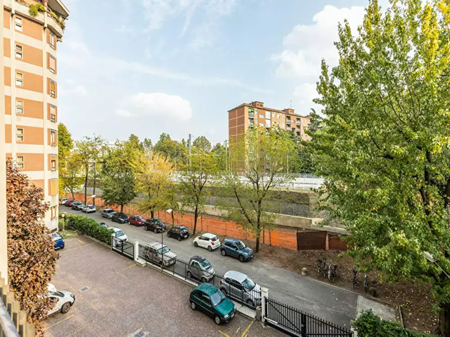 Immagine 10 di Camera in affitto  in Viale Tibaldi a Milano