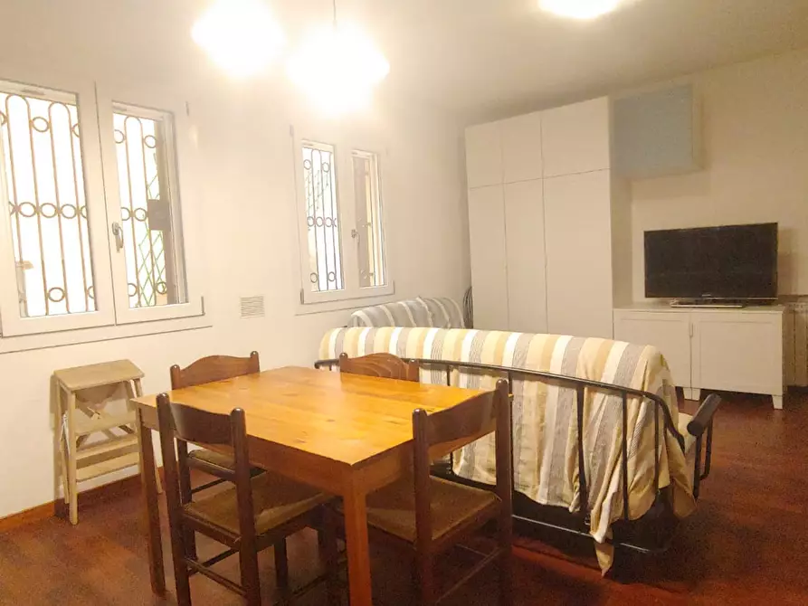 Immagine 4 di Appartamento in affitto  in Via San Vitale a Bologna