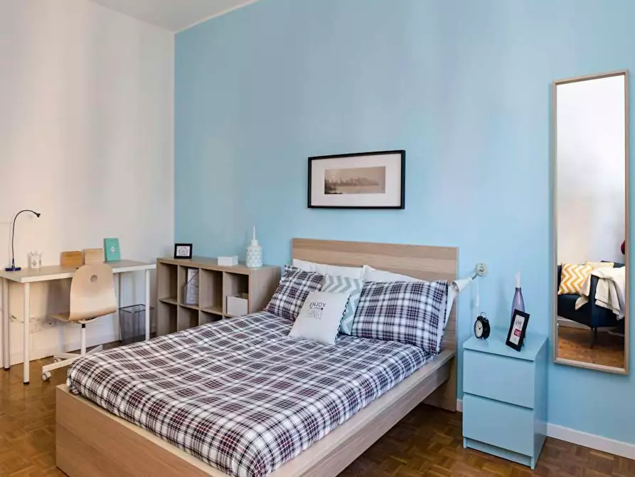 Immagine 1 di Camera in affitto  in Via dei Mandorli a Buccinasco