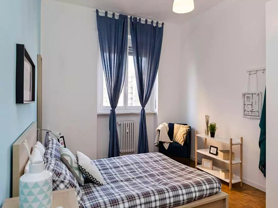 Immagine 2 di Camera in affitto  in Via dei Mandorli a Buccinasco