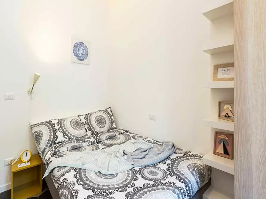 Immagine 1 di Camera in affitto  in Via Paolo Bassi a Milano