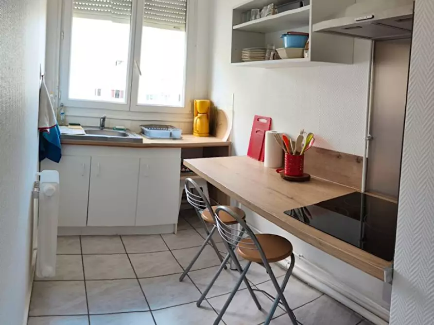 Immagine 3 di Camera in affitto  in Place du Bois a Orléans