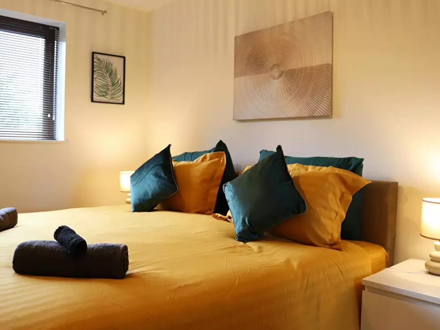 Immagine 10 di Casa indipendente in affitto  in Gillman Close a 